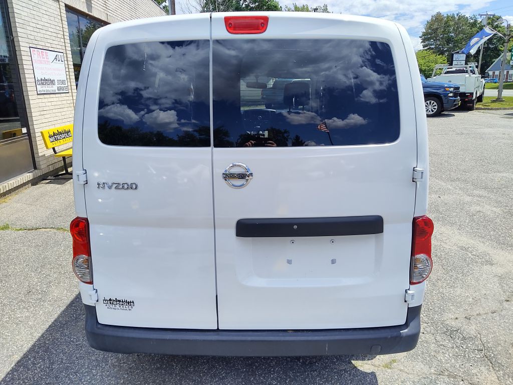 2017 Nissan NV200 Image 7