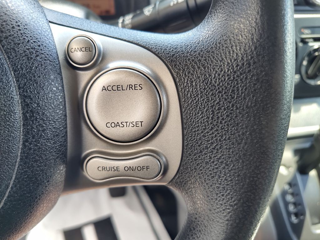 2017 Nissan NV200 Image 27