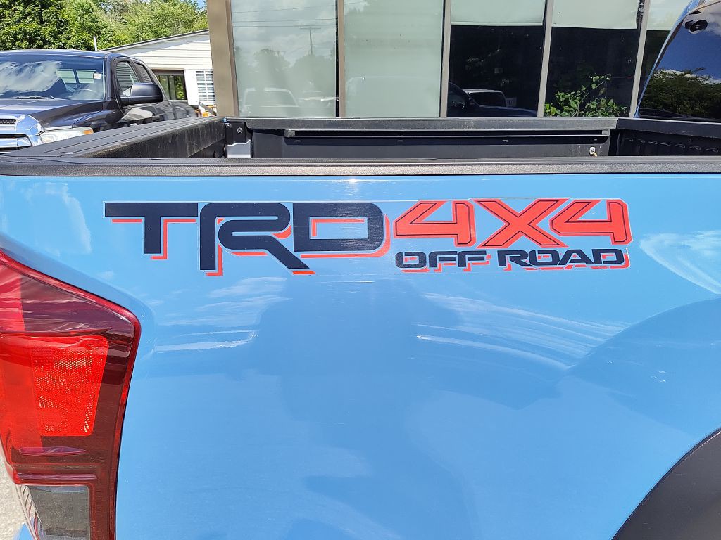 2019 Toyota Tacoma Image 25