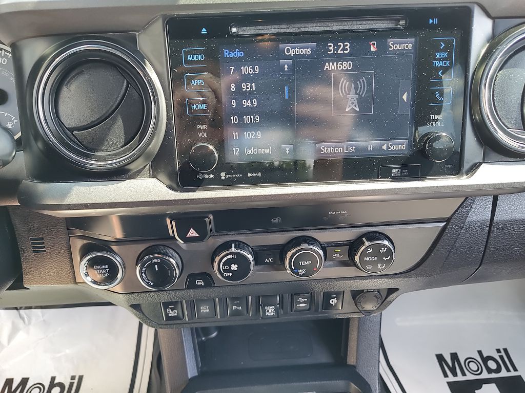 2019 Toyota Tacoma Image 28