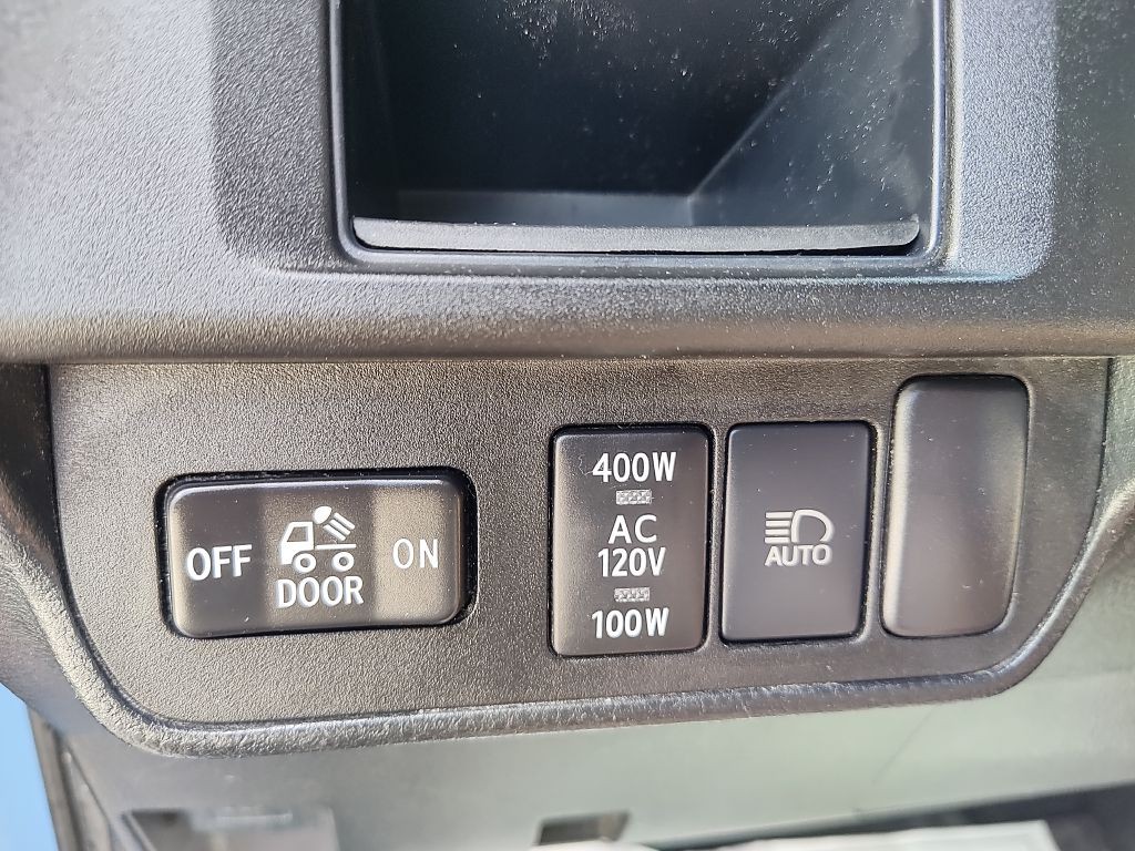 2019 Toyota Tacoma Image 33