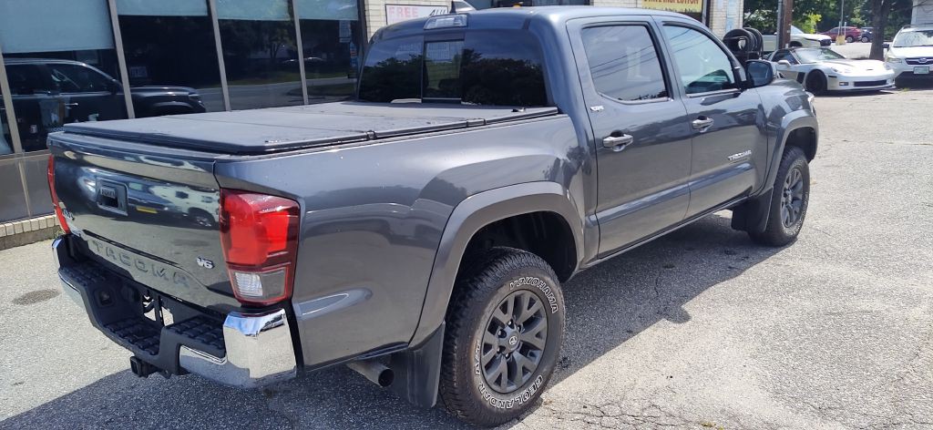 2022 Toyota Tacoma Image 8