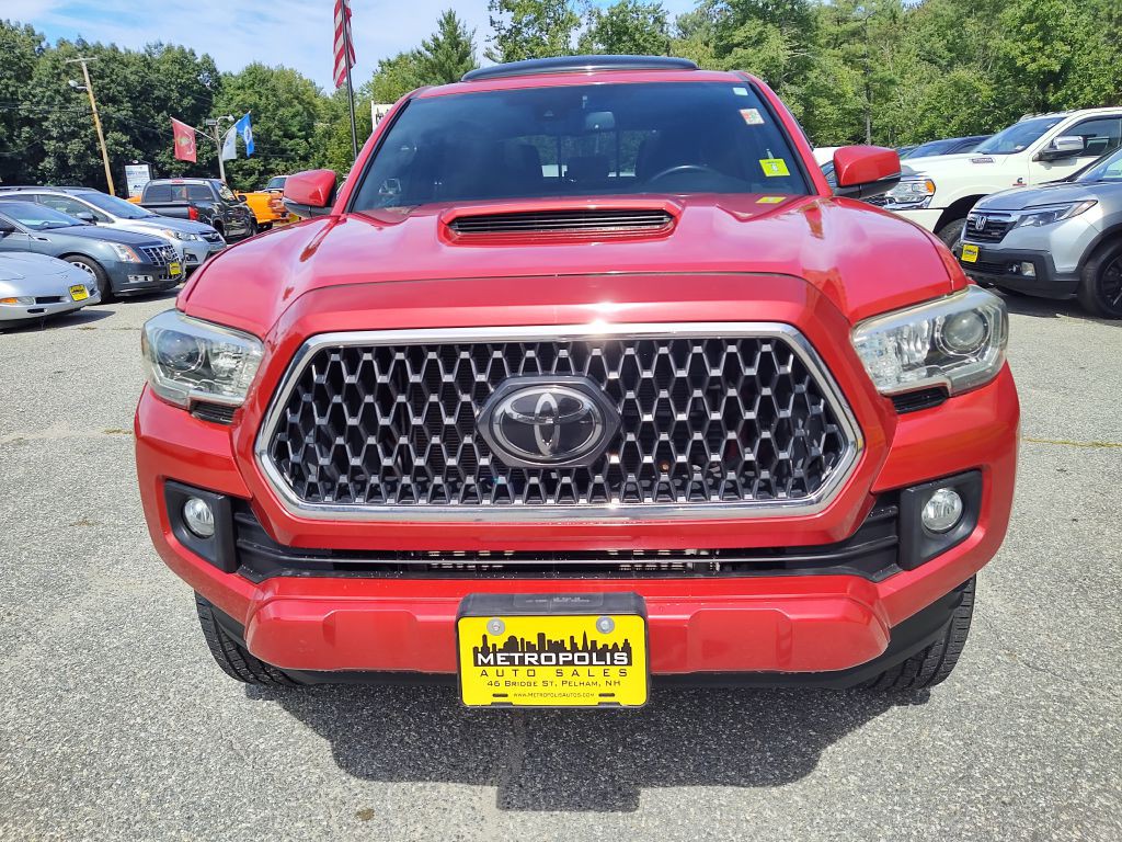 2018 Toyota Tacoma Image 3