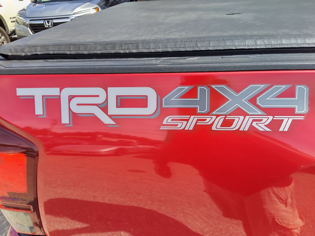 2018 Toyota Tacoma Image 26