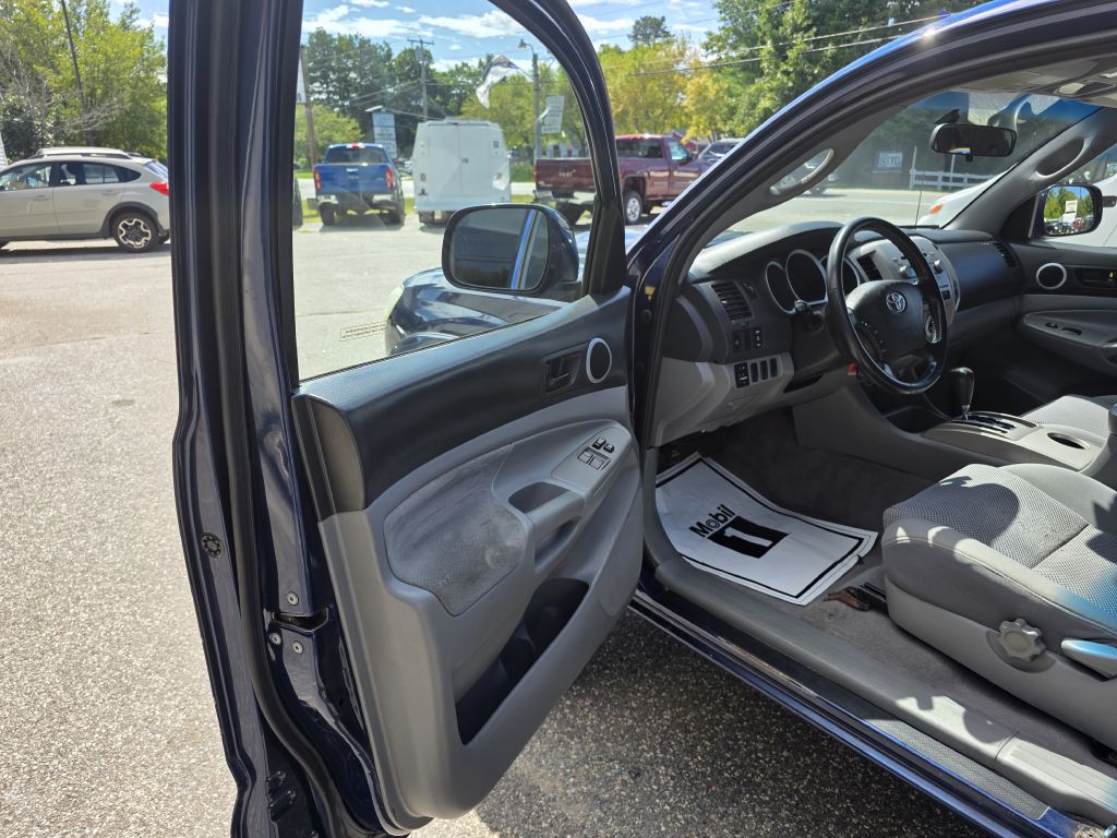 2007 Toyota Tacoma Image 12