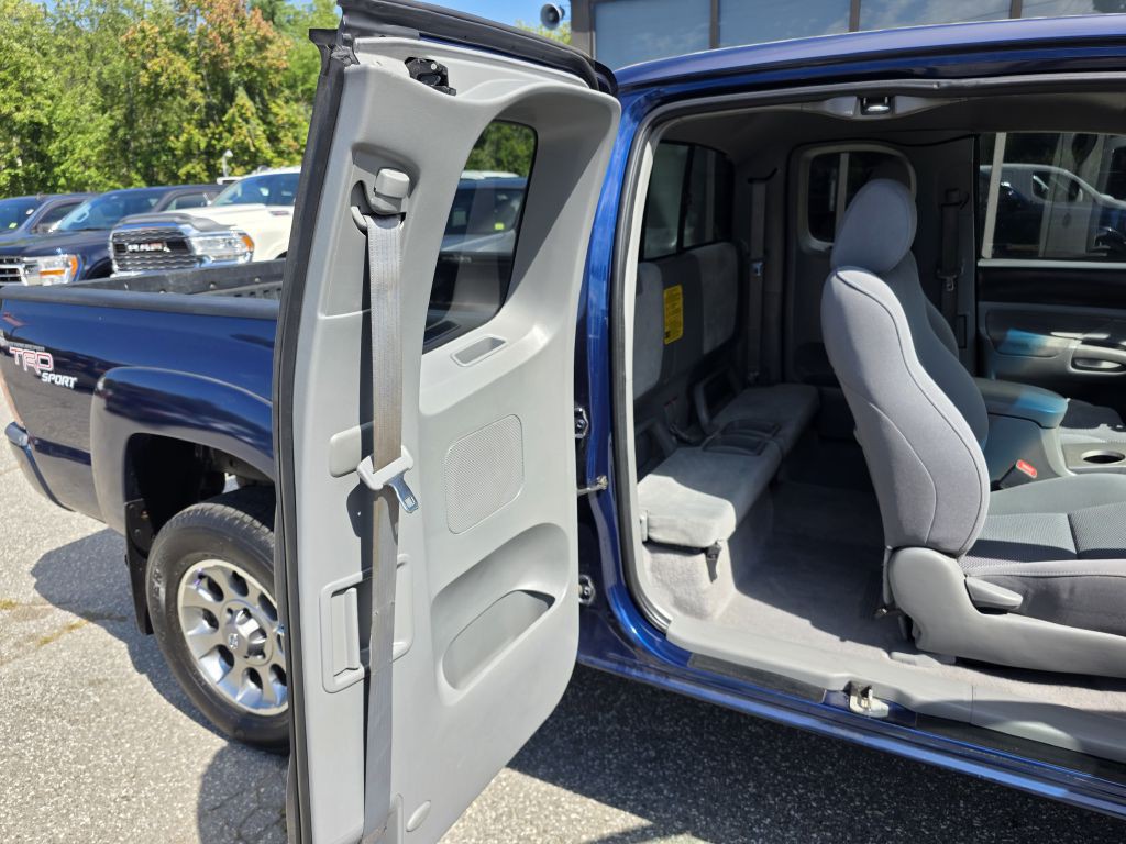2007 Toyota Tacoma Image 19