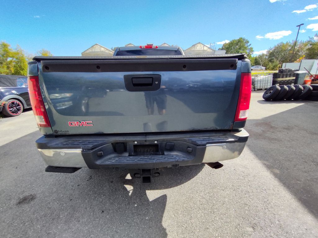 2013 GMC Sierra Image 8