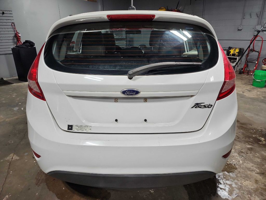 2013 Ford Fiesta Image 4