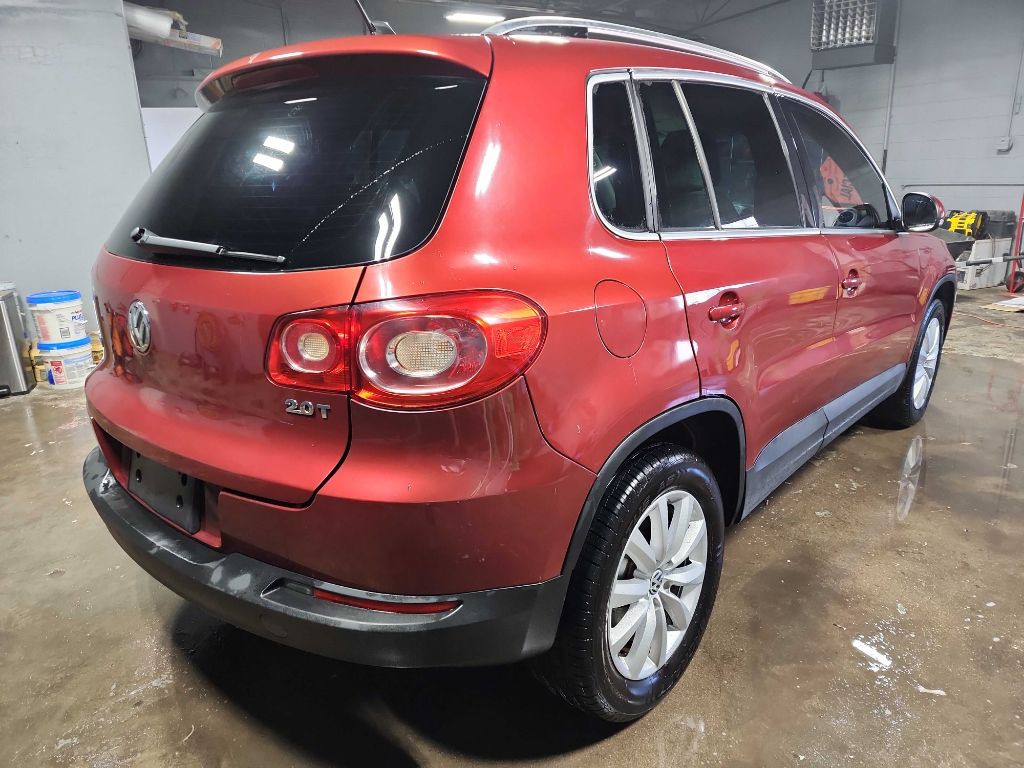 2011 Volkswagen Tiguan Image 8