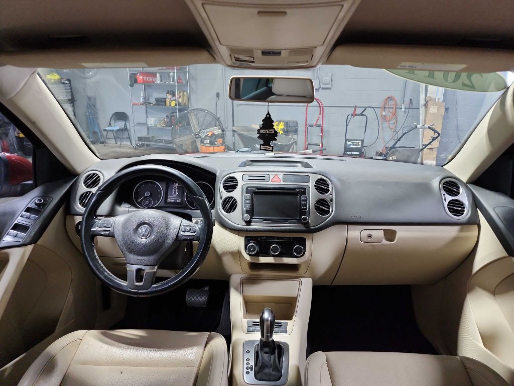 2011 Volkswagen Tiguan Image 18