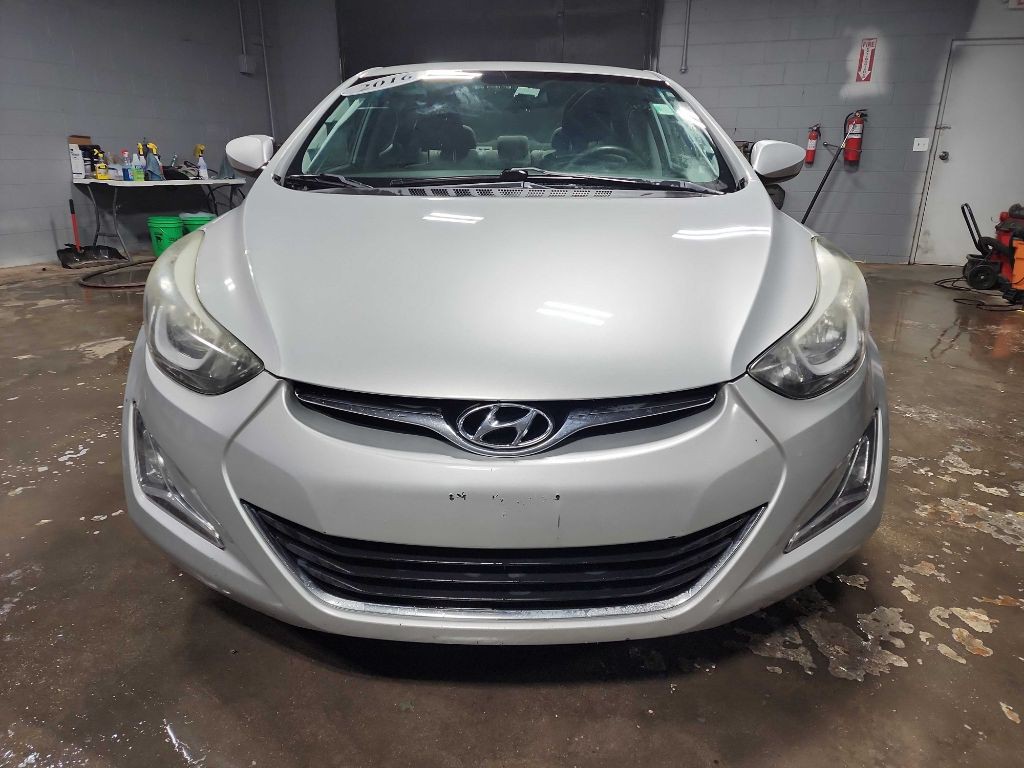 2016 Hyundai Elantra Image 2