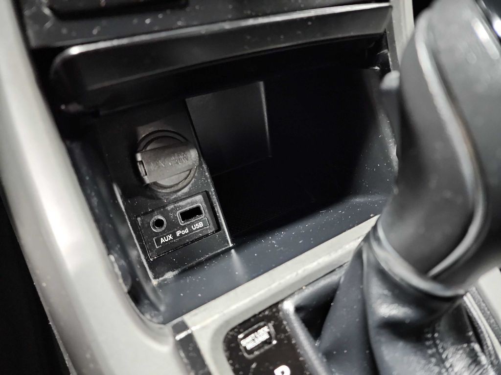 2016 Hyundai Elantra Image 23