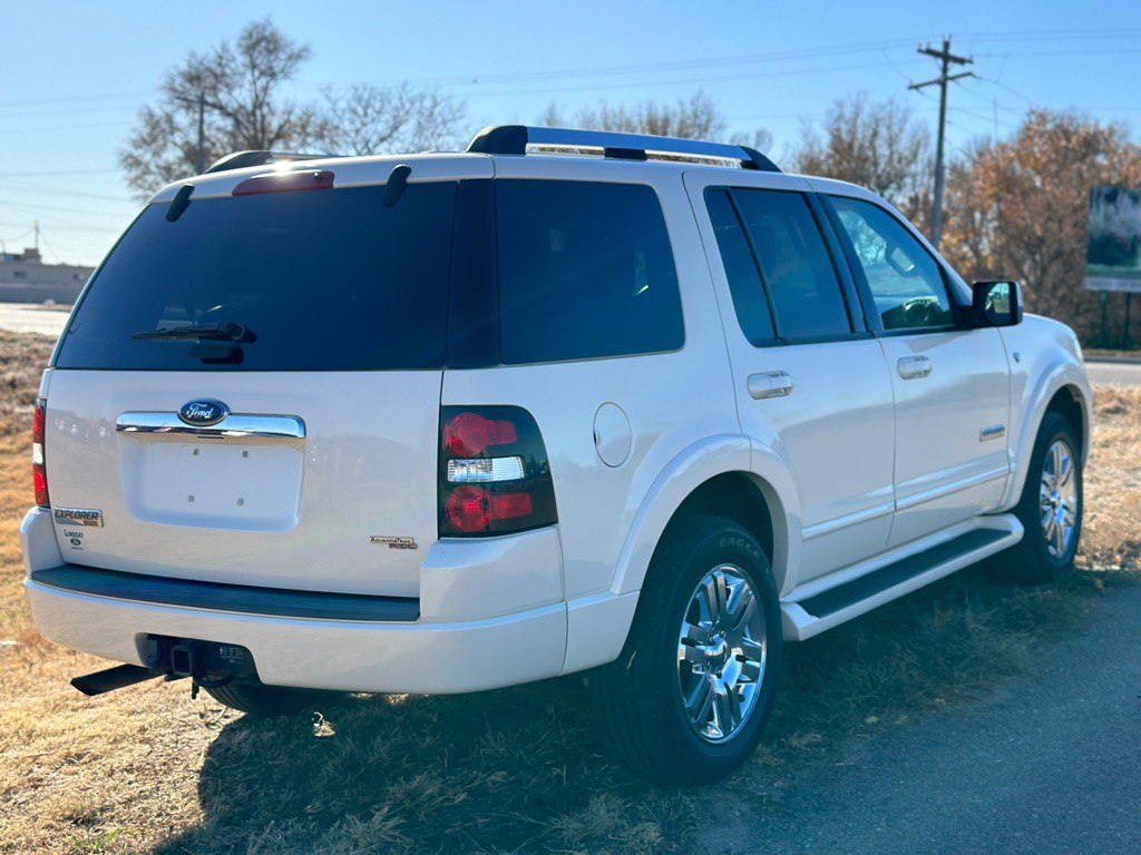 2007 Ford Explorer Image 13