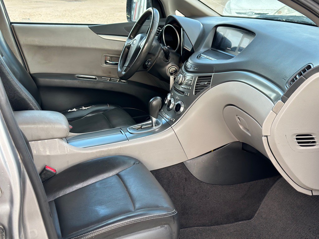 2011 Subaru Tribeca Image 12