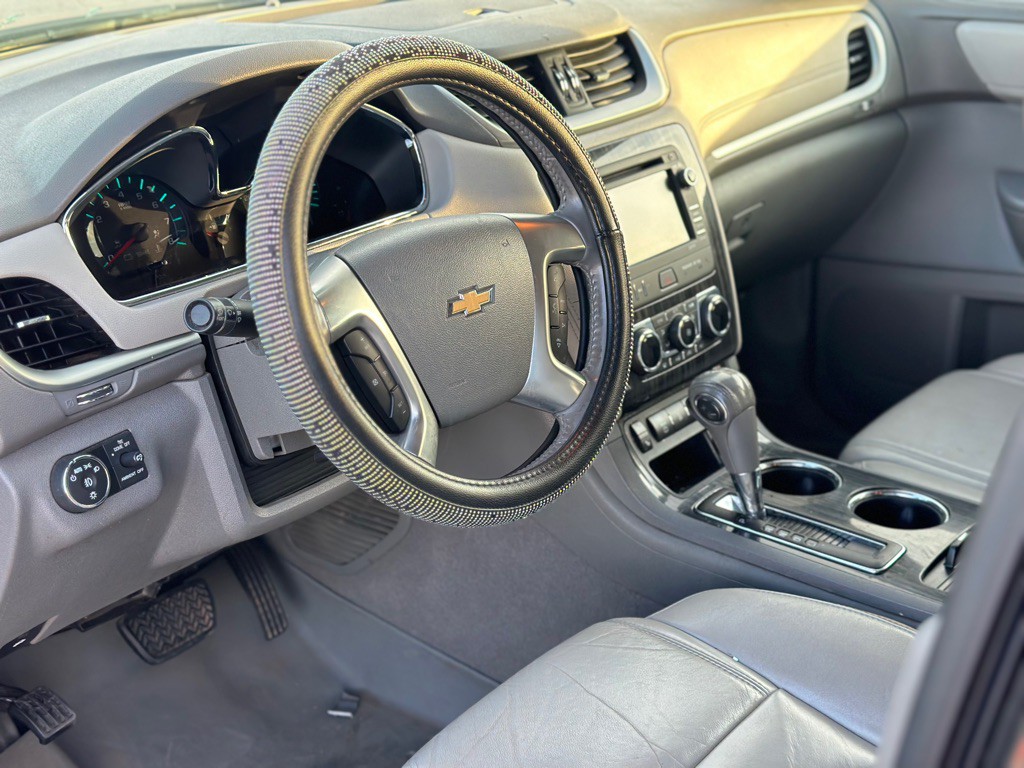 2014 Chevrolet Traverse Image 5