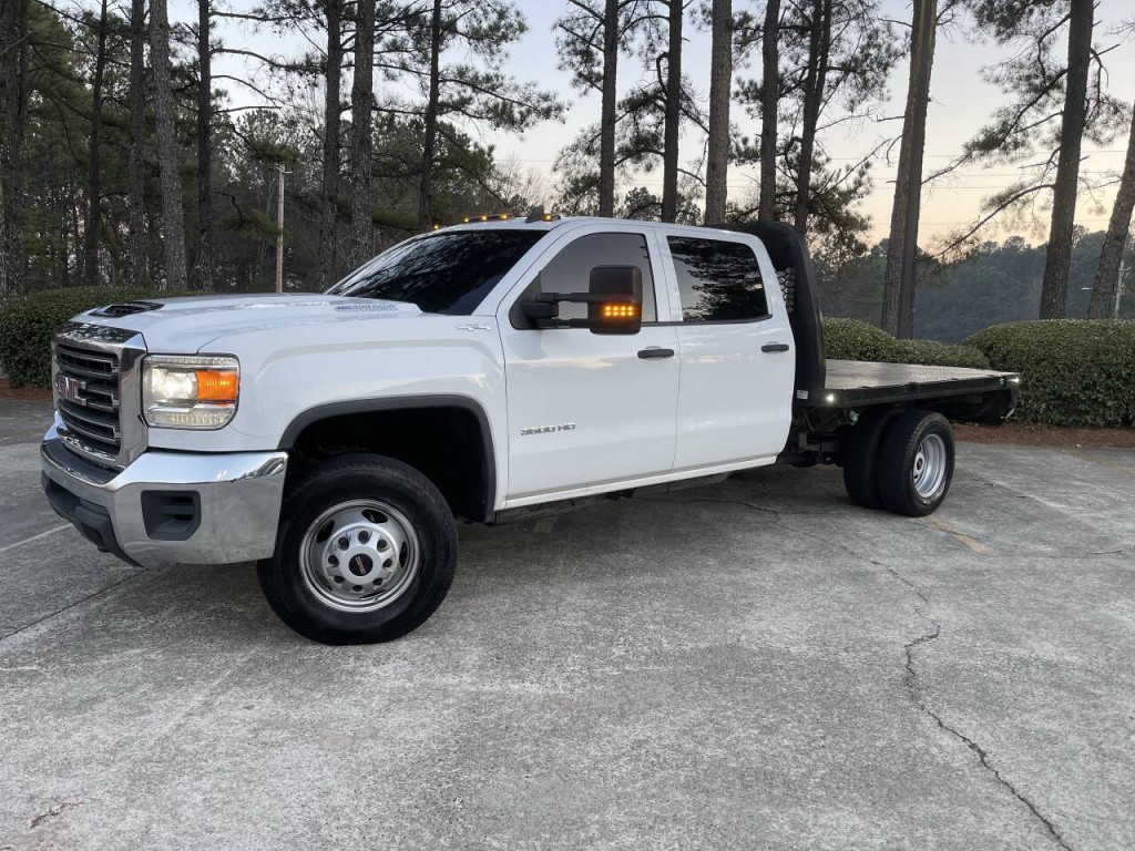 2019 GMC Sierra 3500 Image 1