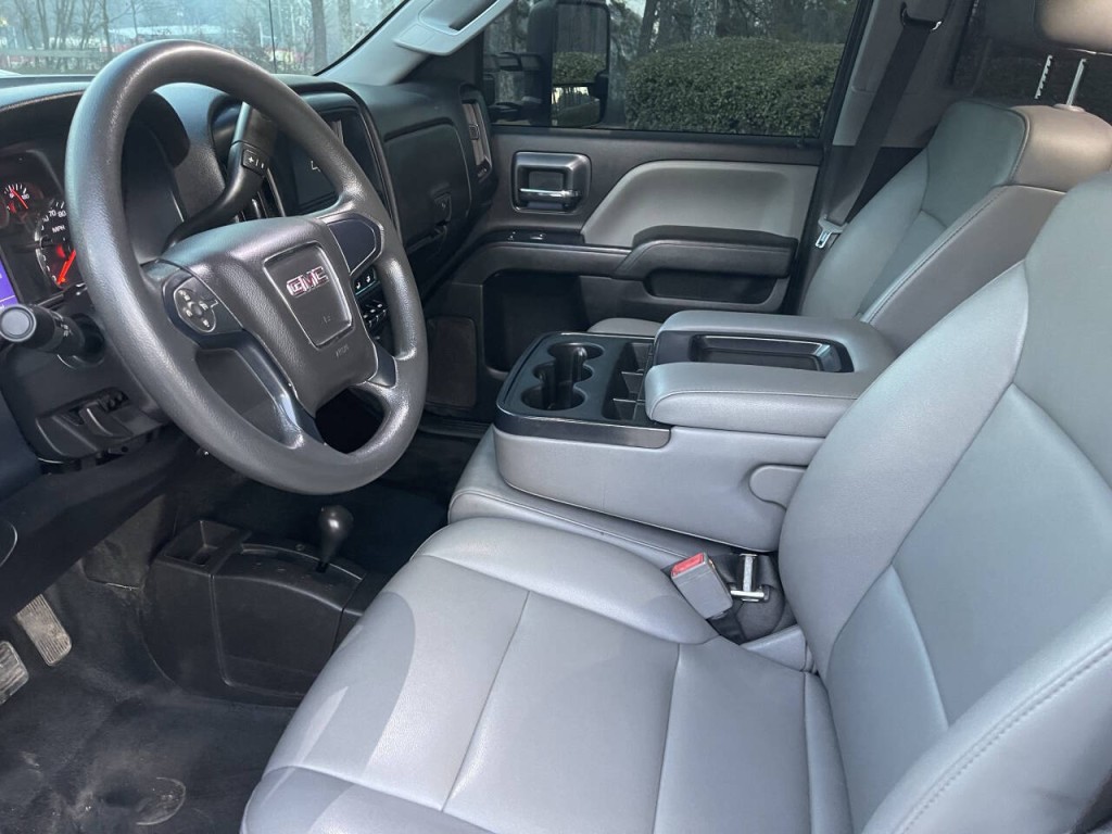 2019 GMC Sierra 3500 Image 8