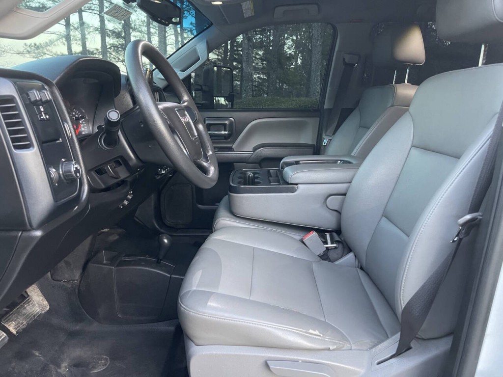 2019 GMC Sierra 3500 Image 9