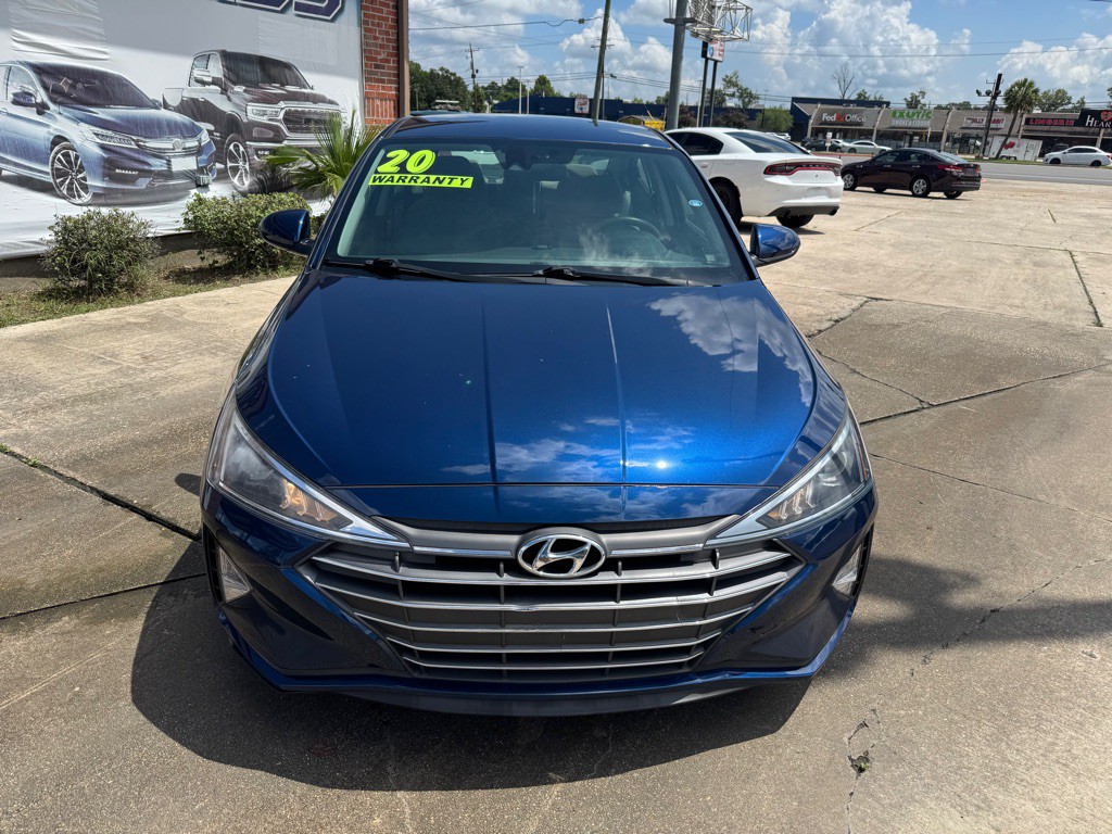 2020 Hyundai Elantra Image 2