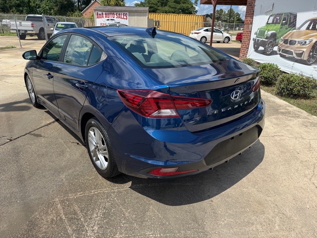 2020 Hyundai Elantra Image 5