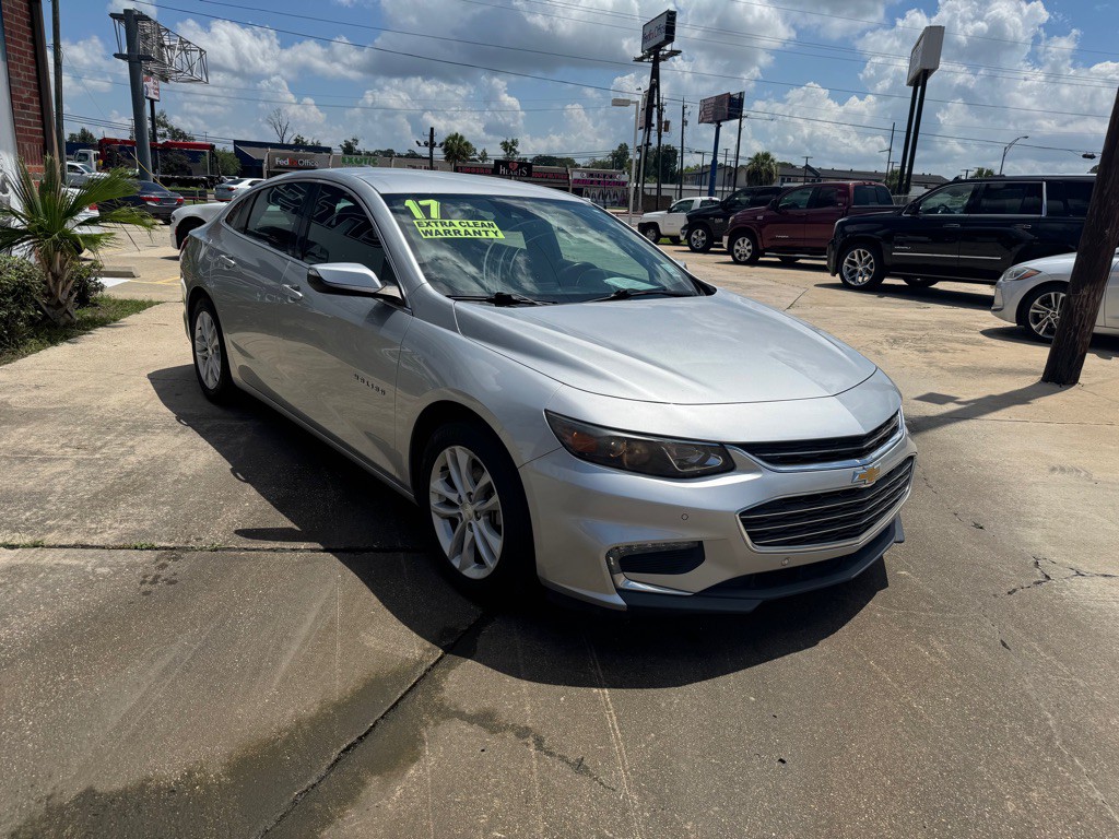 2017 Chevrolet Malibu Image 3
