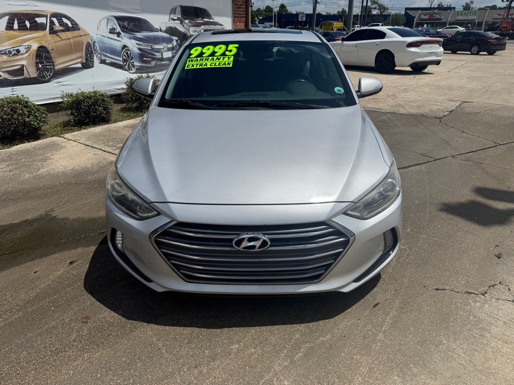 2017 Hyundai Elantra Image 2