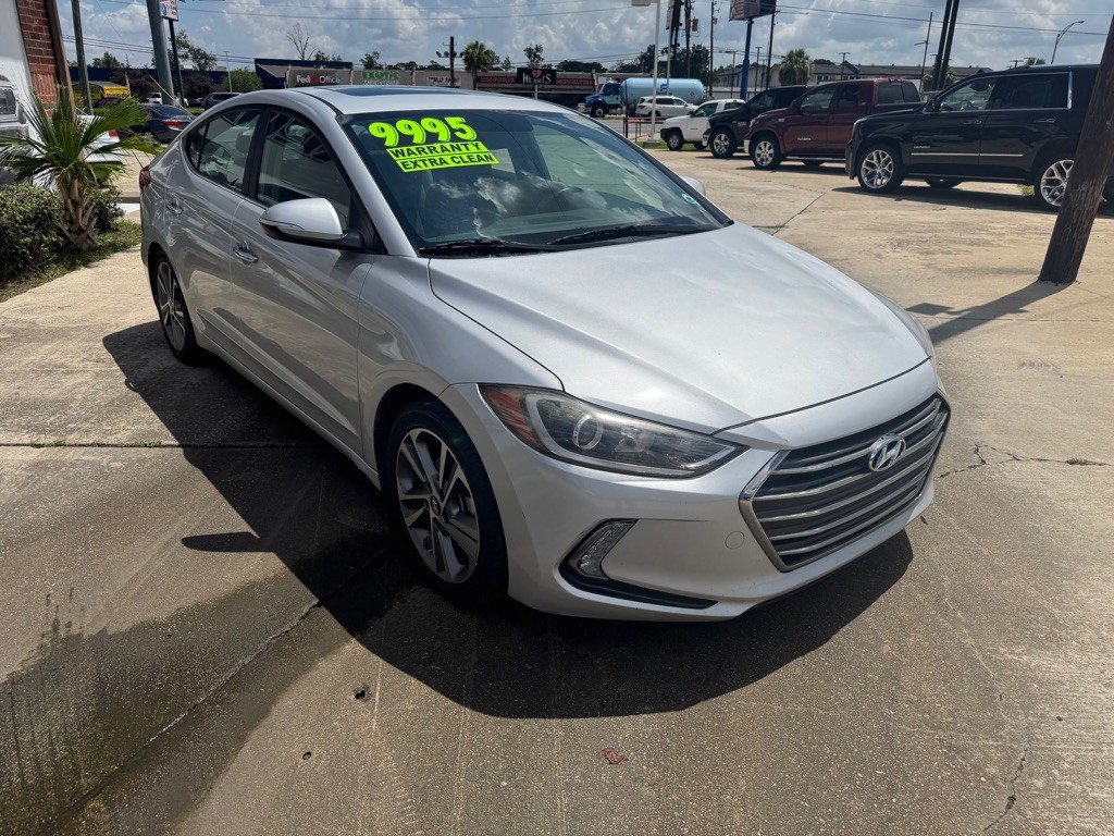 2017 Hyundai Elantra Image 3