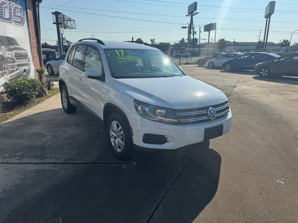 2017 Volkswagen Tiguan Image 3