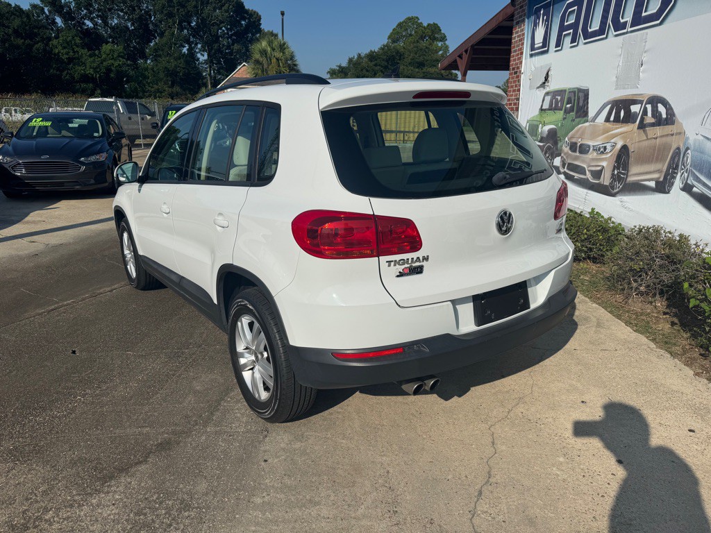 2017 Volkswagen Tiguan Image 5