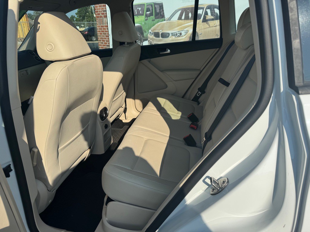 2017 Volkswagen Tiguan Image 7
