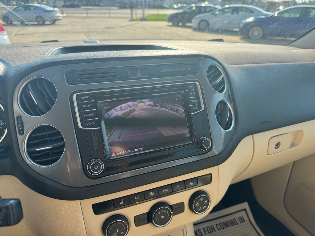 2017 Volkswagen Tiguan Image 9
