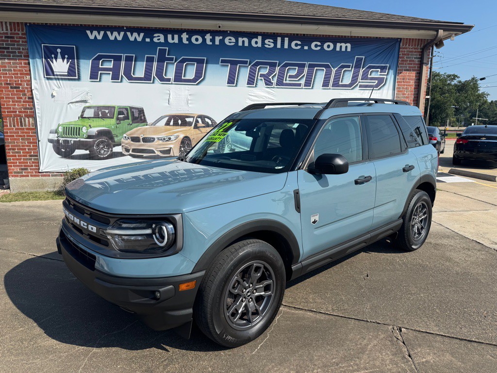 2022 Ford Bronco Image 1