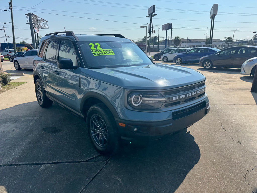 2022 Ford Bronco Image 3