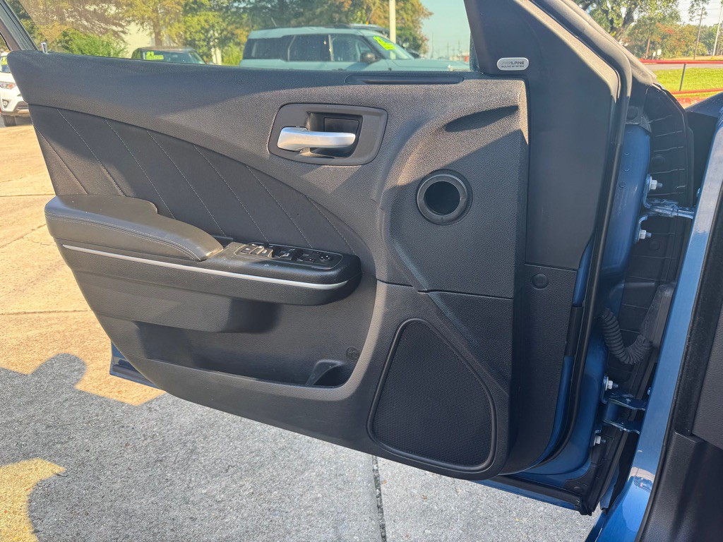 2020 Dodge Charger Image 8
