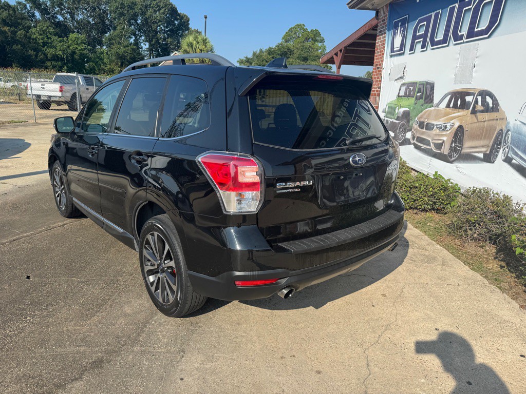 2017 Subaru Forester Image 5