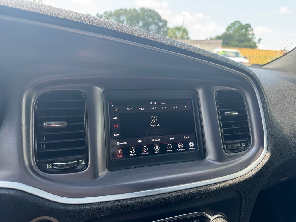 2019 Dodge Charger Image 10