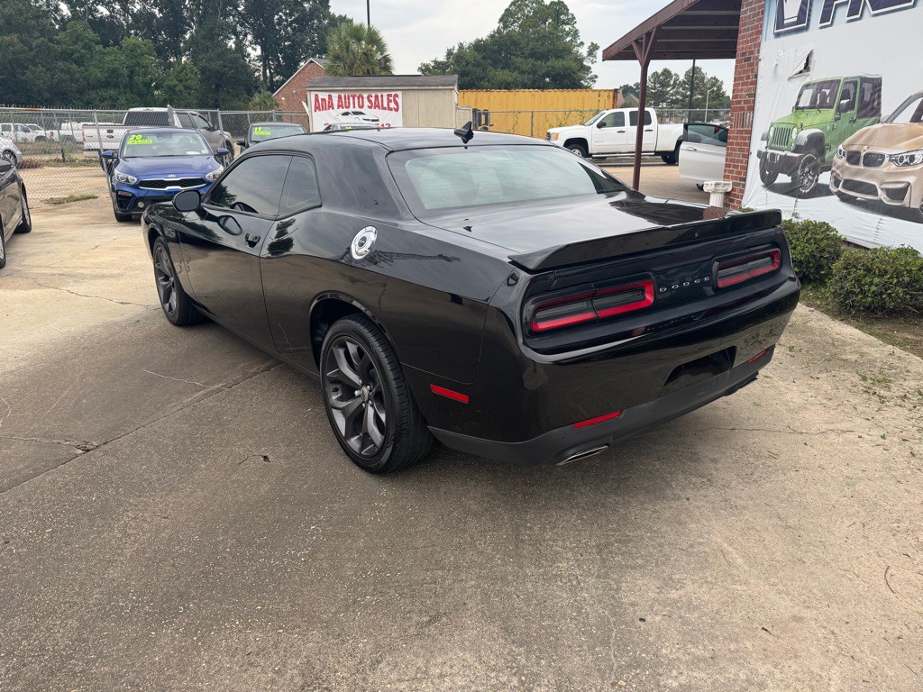 2019 Dodge Challenger Image 5