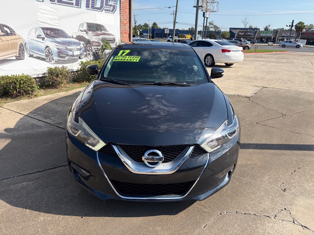 2017 Nissan Maxima Image 2