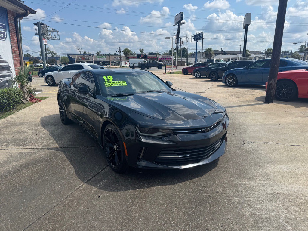 2017 Chevrolet Camaro Image 3