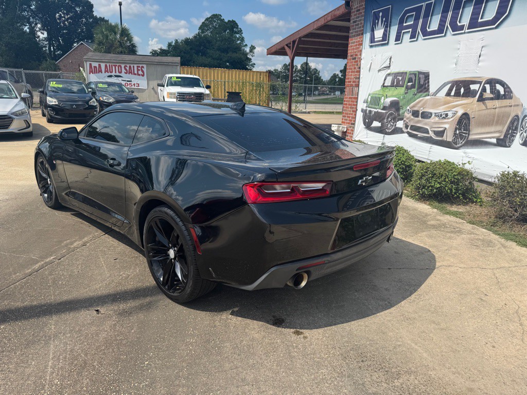 2017 Chevrolet Camaro Image 5