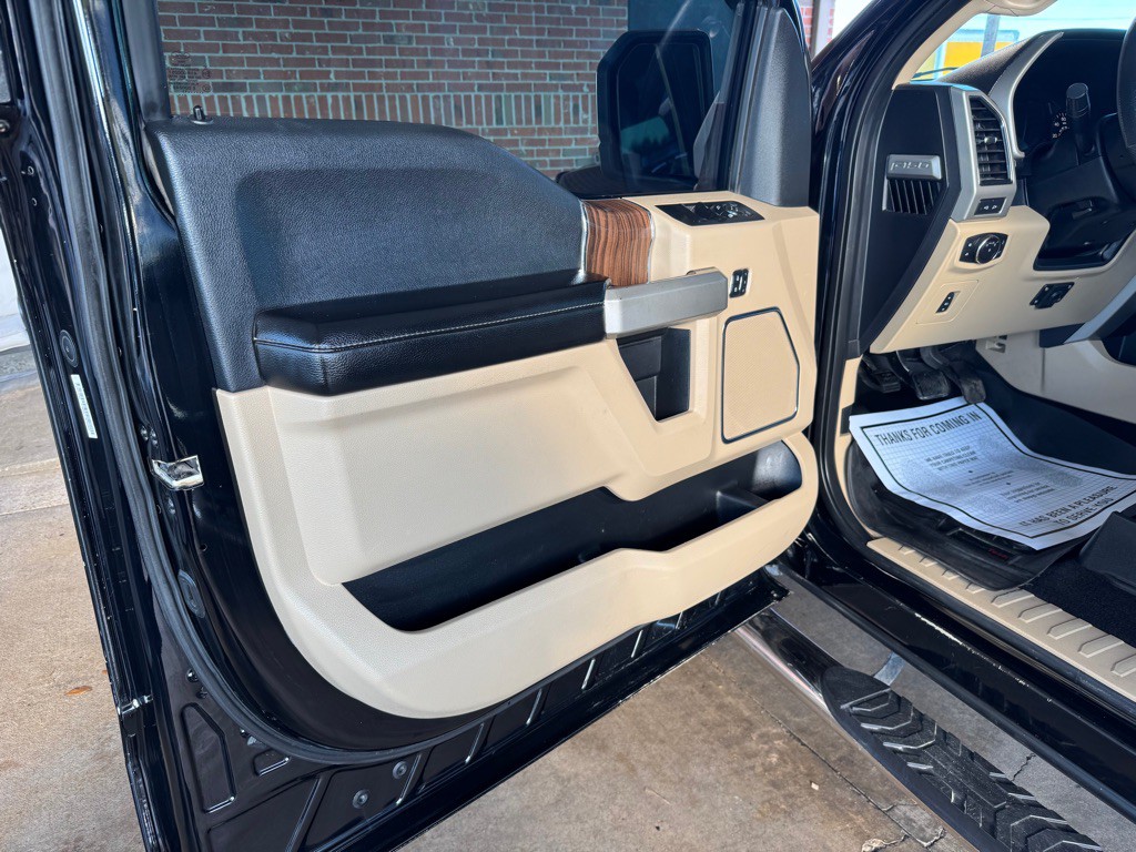 2017 Ford F-150 Image 14