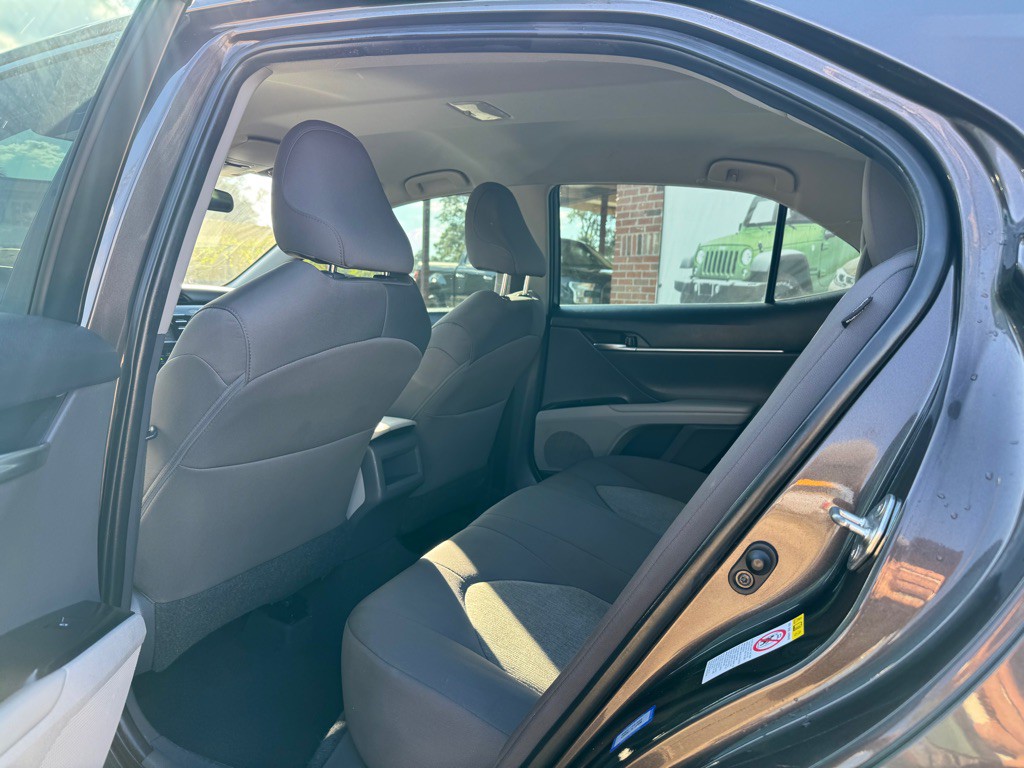2018 Toyota Camry Image 5