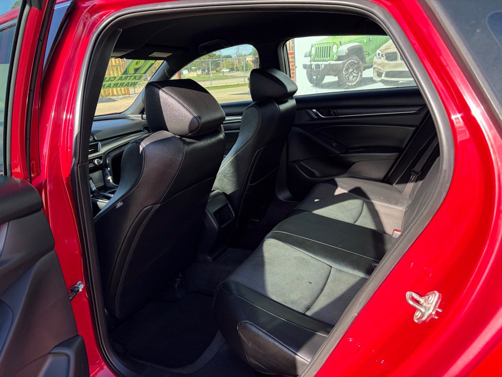 2019 Honda Accord Image 6