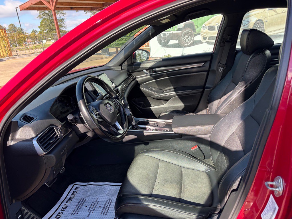 2019 Honda Accord Image 7