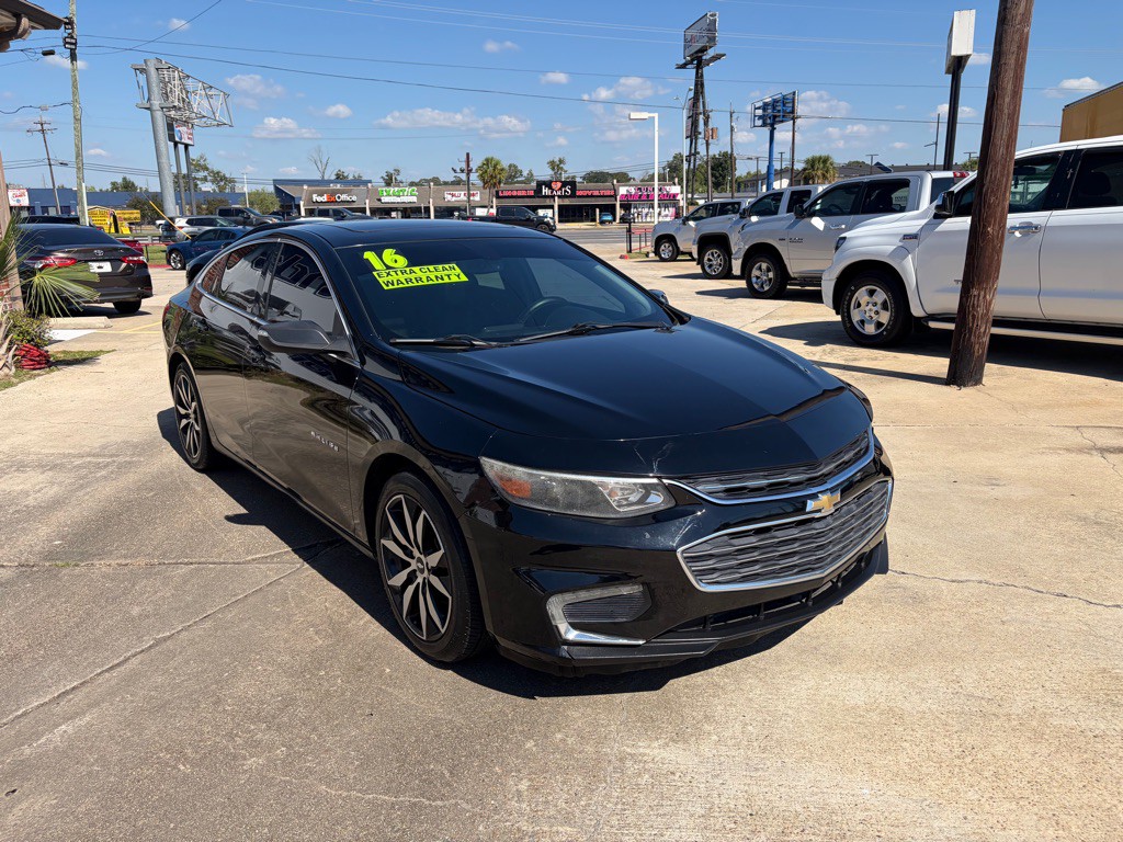 2016 Chevrolet Malibu Image 3