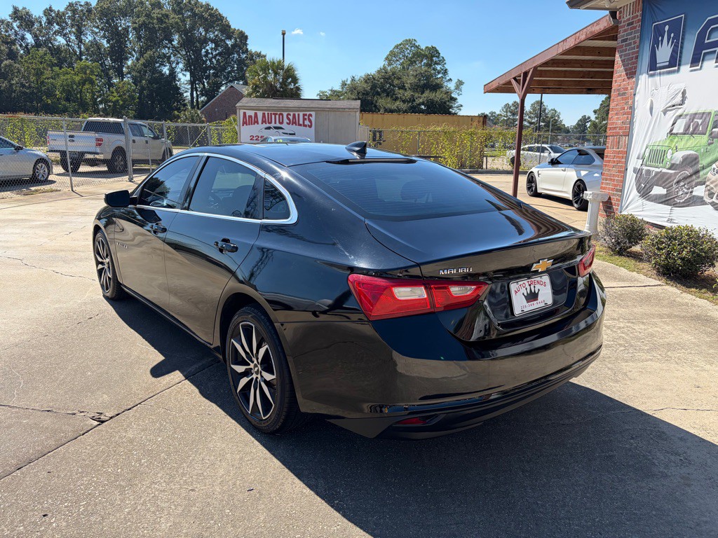 2016 Chevrolet Malibu Image 5