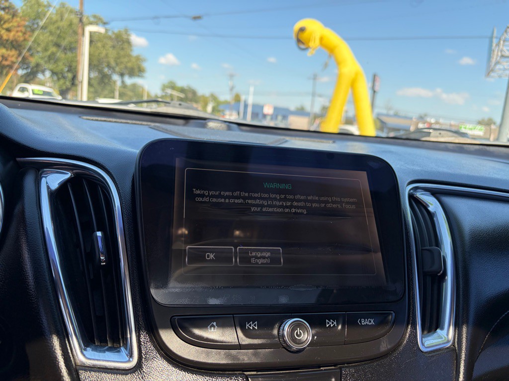2016 Chevrolet Malibu Image 9
