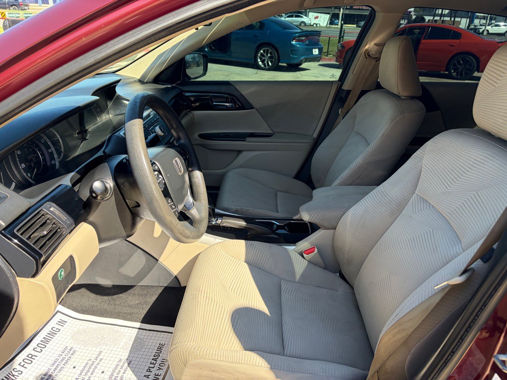 2017 Honda Accord Image 7