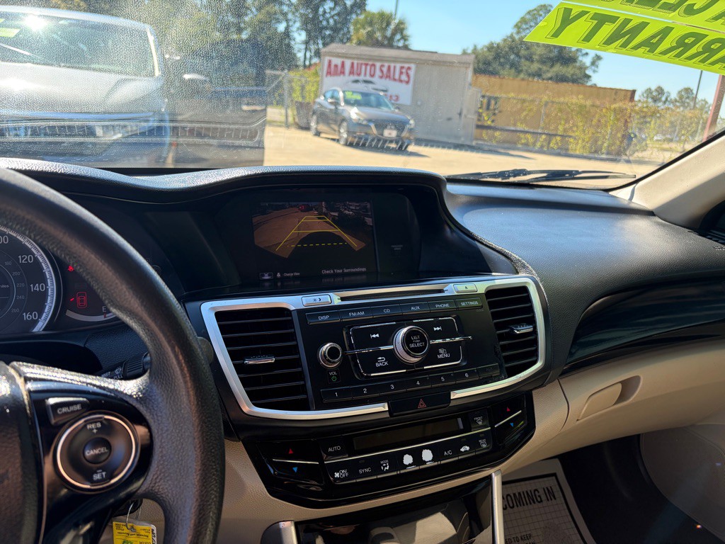 2017 Honda Accord Image 9