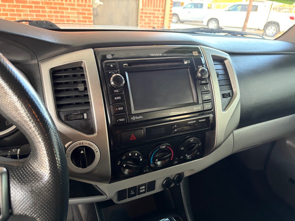 2012 Toyota Tacoma Image 9